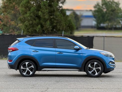 Used 2017 Hyundai Tucson Limited w/ Limited Ultimate Package 03 FWD image 7
