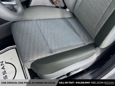 Certified 2023 Nissan Rogue SV FWD image 18
