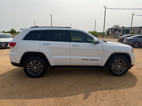 Used 2018 Jeep Grand Cherokee Limited RWD image 5