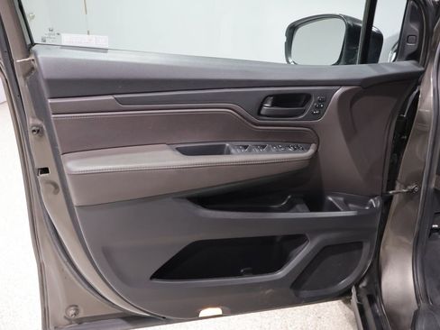 Used 2021 Honda Odyssey EX-L image 13