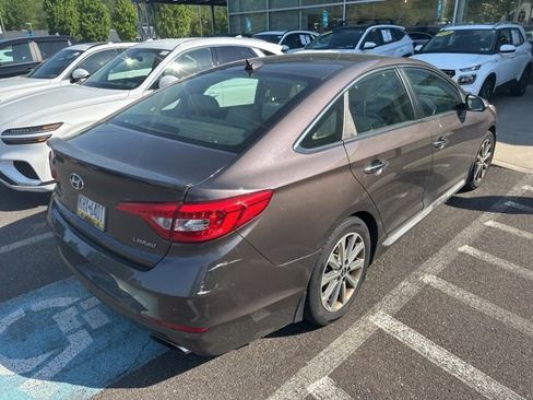 Used 2017 Hyundai Sonata Limited w/ Tech Package 03 FWD image 11