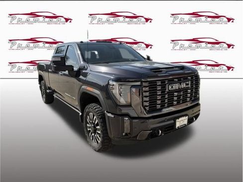 Used 2024 GMC Sierra 2500 Denali Ultimate w/ Max Trailering Package AWD/4WD image 8