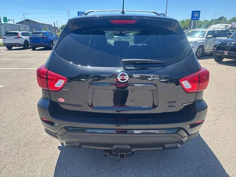 Used 2018 Nissan Pathfinder SL w/ Midnight Edition Package AWD/4WD image 6