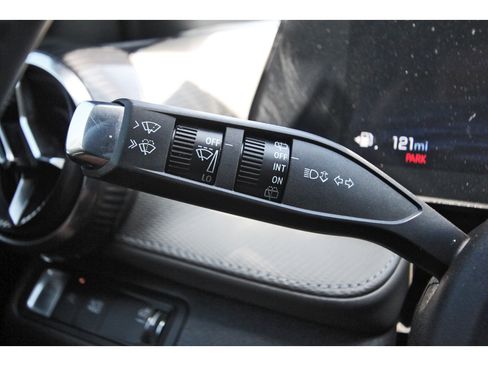 Used 2026 Chevrolet Equinox LT w/ Convenience Package II FWD image 17