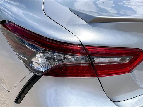 Used 2024 Toyota Camry XSE FWD image 27