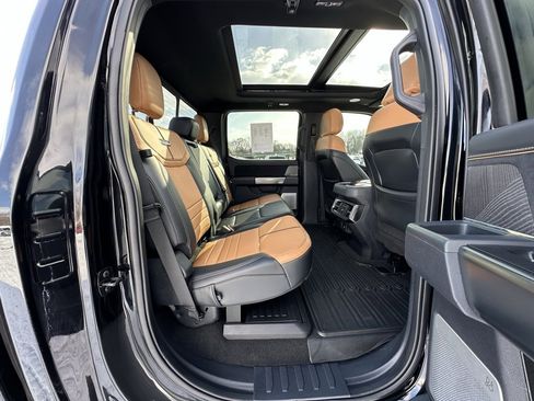 Used 2024 Ford F350 Platinum image 25