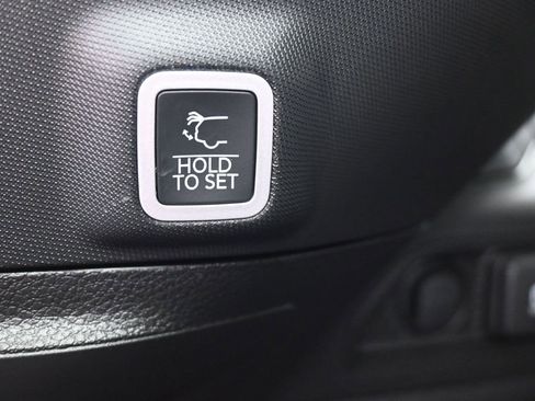 New 2026 Jeep Grand Cherokee Limited image 25