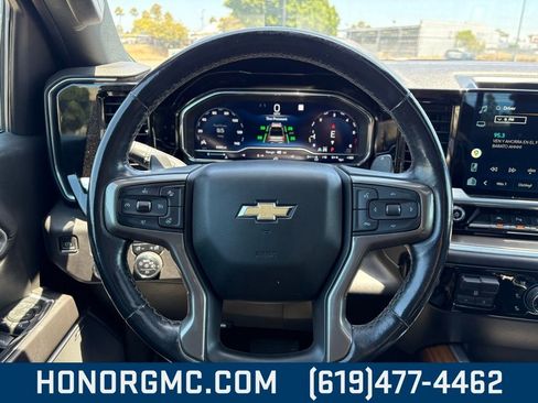Used 2022 Chevrolet Silverado 1500 High Country image 27