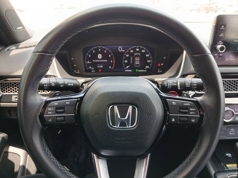 Used 2022 Honda Civic Sport Touring image 10