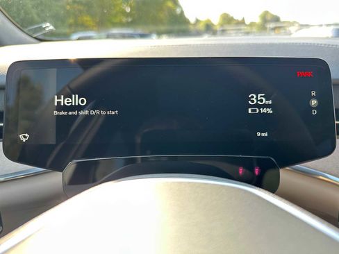 New 2025 Volvo EX90 Plus image 26