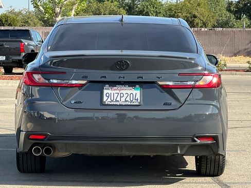 Used 2025 Toyota Camry SE FWD image 6