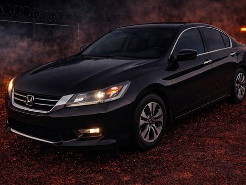 Used 2014 Honda Accord LX image 1