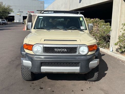Used 2008 Toyota FJ Cruiser 4WD image 3