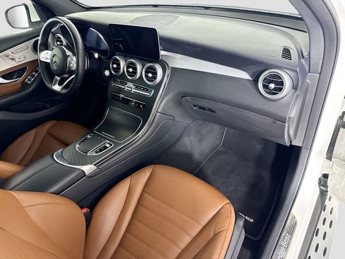 Certified 2022 Mercedes-Benz GLC 300 image 17