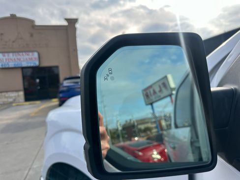 Used 2015 Ford F150 XLT w/ Equipment Group 302A Luxury RWD image 31