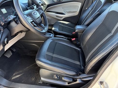 Used 2020 Ford EcoSport S image 9