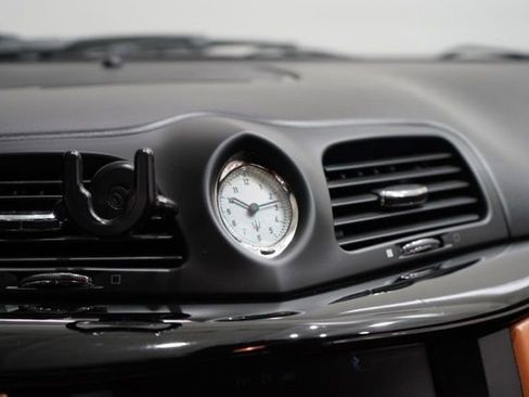 Used 2016 Maserati GranTurismo Base image 22