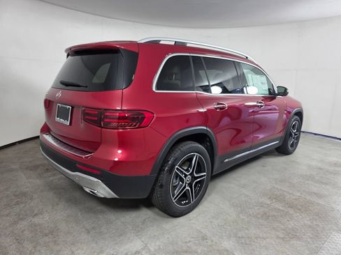 New 2026 Mercedes-Benz GLB 250 image 4