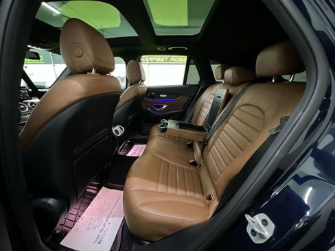 Used 2022 Mercedes-Benz GLC 300 4MATIC image 27