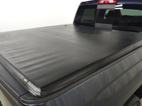 Used 2018 Chevrolet Silverado 1500 LTZ Z71 w/ Centennial Edition AWD/4WD image 8