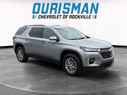 Used 2024 Chevrolet Traverse LT