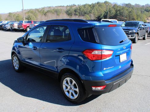 Used 2020 Ford EcoSport SE w/ SE Convenience Package image 5