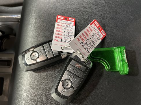 Used 2022 Ford F150 XLT w/ Equipment Group 302A High image 27