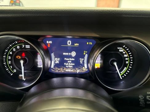 Used 2023 Jeep Wrangler Unlimited w/ Cold Weather Group AWD/4WD image 31