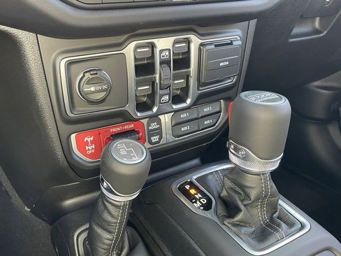 New 2025 Jeep Wrangler Unlimited Rubicon 392 image 29