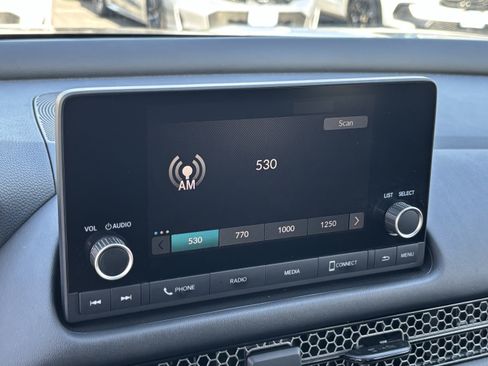 Used 2025 Honda HR-V Sport image 18