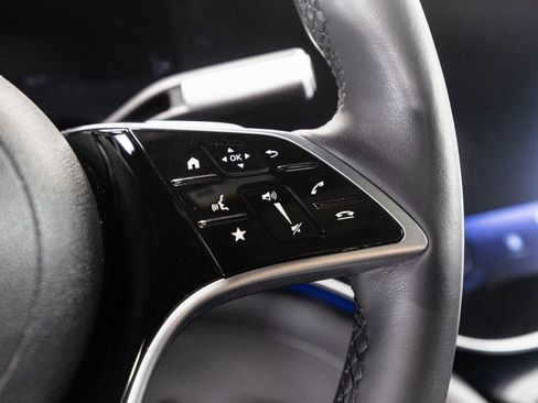 Certified 2023 Mercedes-Benz EQS 580 4MATIC SUV image 13