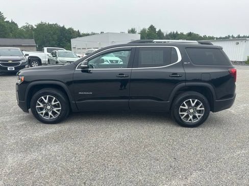 Used 2023 GMC Acadia SLT AWD/4WD image 3