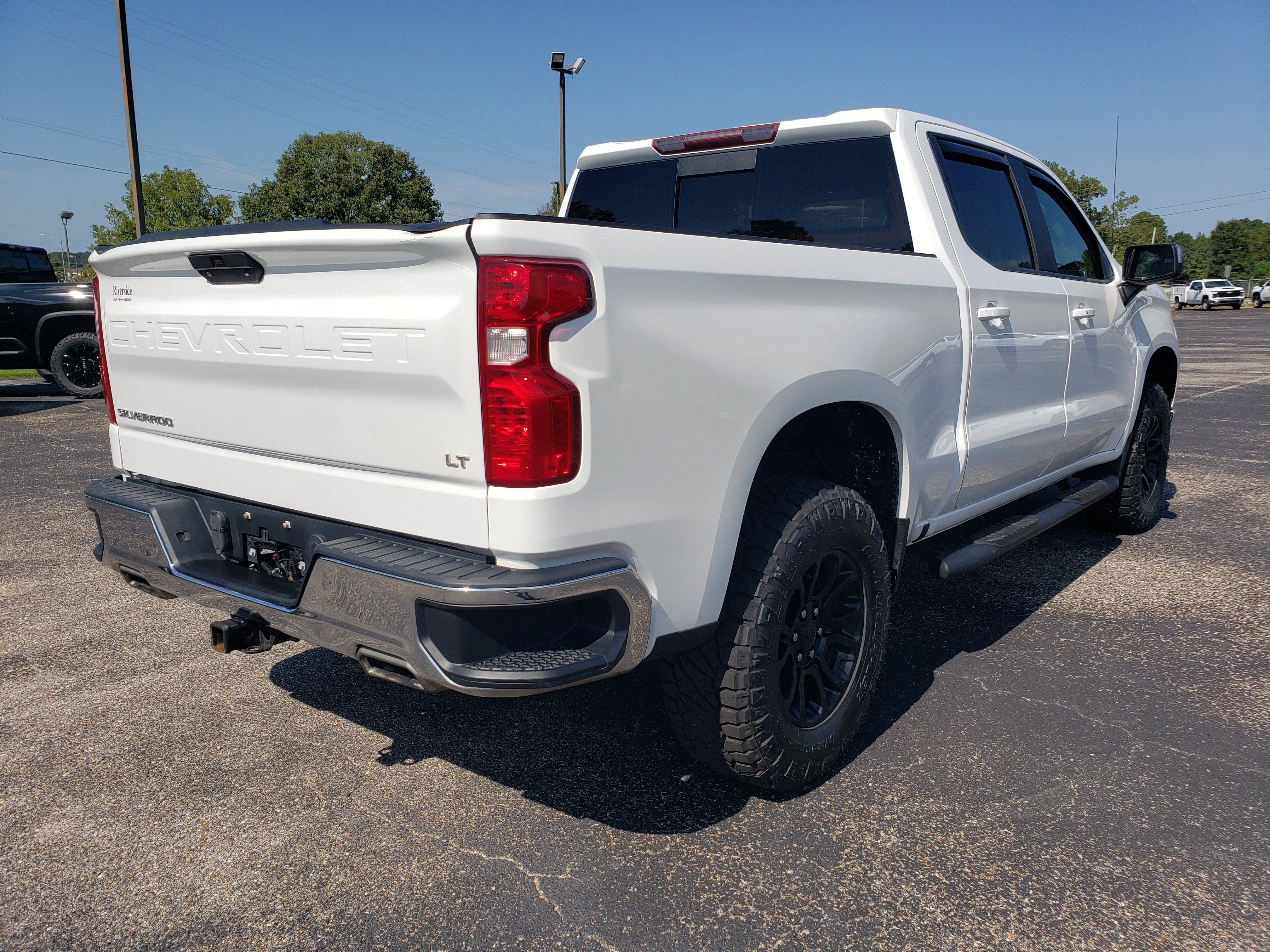 Used 2020 Chevrolet Silverado 1500 LT w/ All-Star Edition AWD/4WD image 3