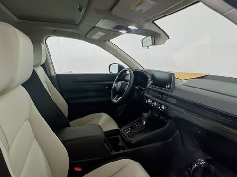 Certified 2025 Honda CR-V EX image 10