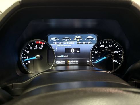 Used 2017 Ford F250 Lariat w/ Lariat Ultimate Package AWD/4WD image 12