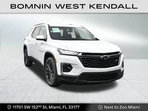 Used 2023 Chevrolet Traverse RS image 7