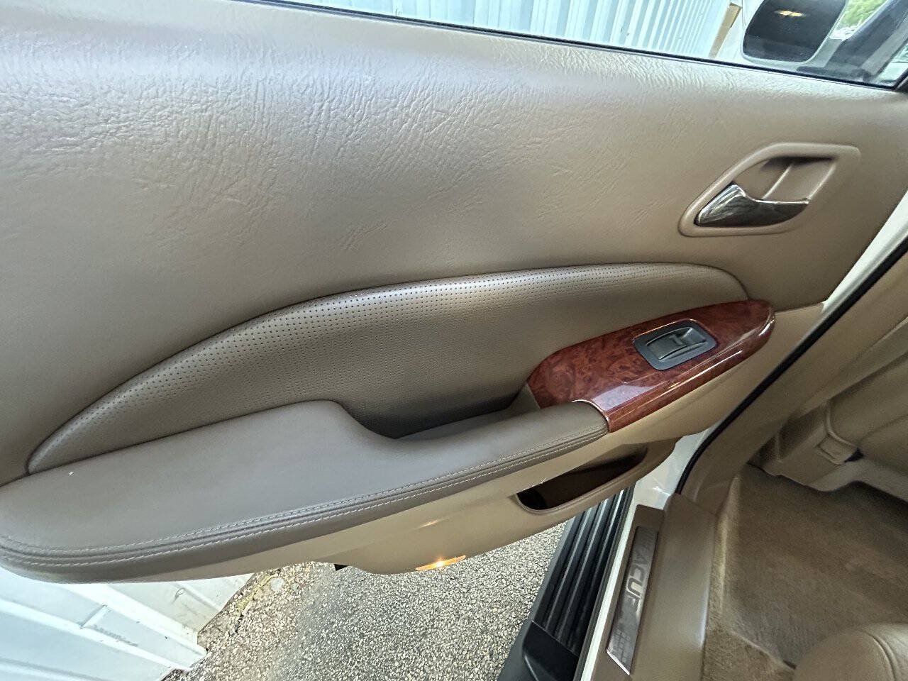 Used 2005 Acura MDX Touring AWD/4WD image 18