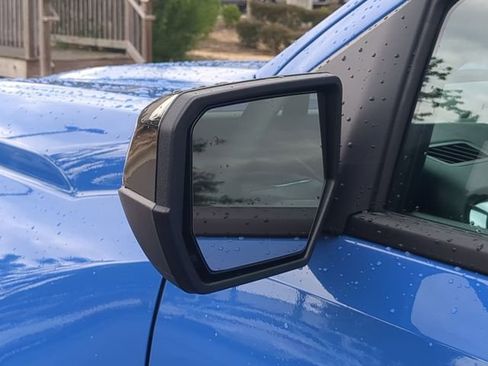 New 2026 GMC Canyon Elevation w/ Convenience Package image 18