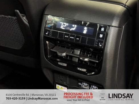 New 2025 Jeep Grand Cherokee L Limited w/ Luxury Tech Group II AWD/4WD image 16