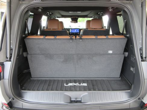 Used 2026 Lexus GX 550 w/ Accessory Package (2T) AWD/4WD image 59
