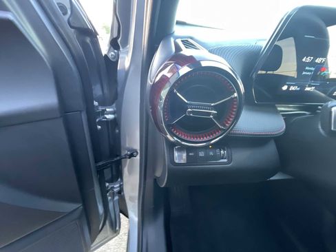 Used 2025 Chevrolet Equinox RS w/ Safety and Technology Package image 18