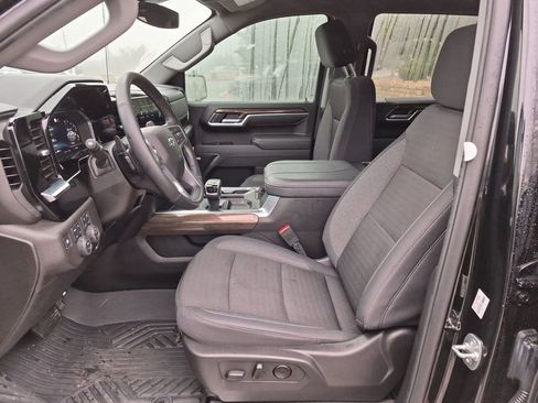 Used 2025 Chevrolet Silverado 1500 RST image 19