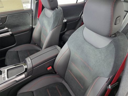 New 2026 Mercedes-Benz GLB 35 AMG 4MATIC image 8