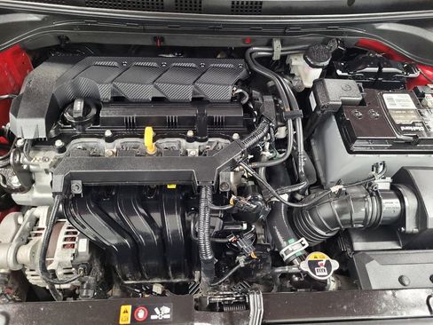Used 2022 Hyundai Accent SE w/ Cargo Package FWD image 30
