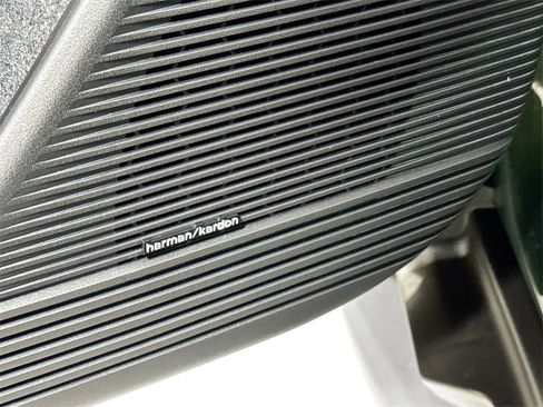 New 2026 Subaru Outback Limited image 17