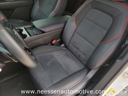 Used 2024 Chevrolet Blazer EV RS AWD/4WD image 16