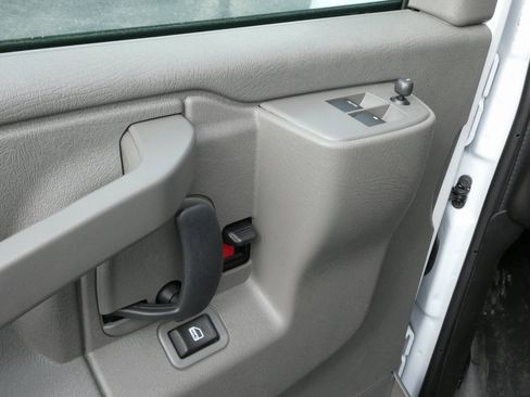 New 2025 GMC Savana 3500 w/ Power Convenience Package image 29