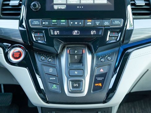 Used 2023 Honda Odyssey Elite image 52