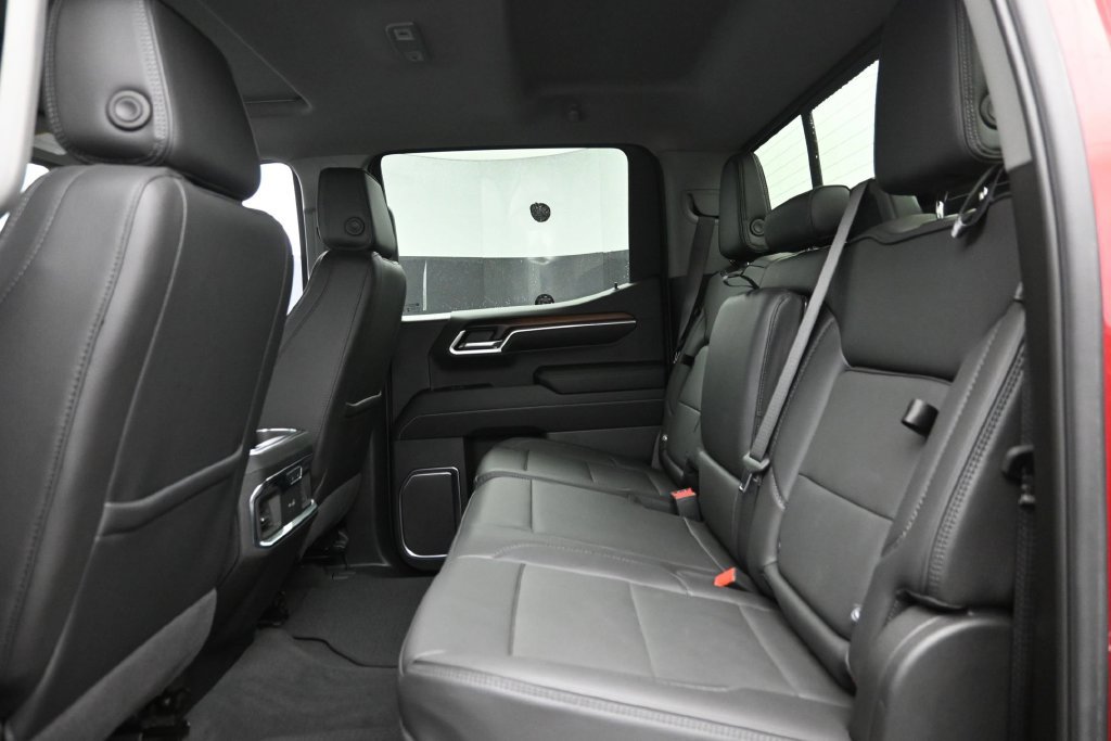Used 2024 GMC Sierra 1500 Denali AWD/4WD image 12