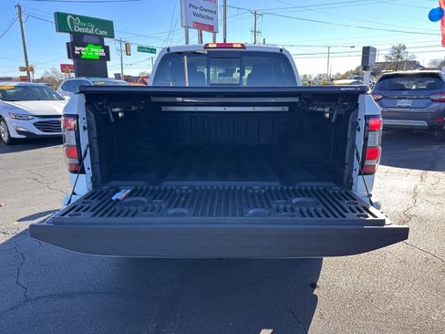 Used 2023 Nissan Frontier SV w/ SV Convenience Package image 27
